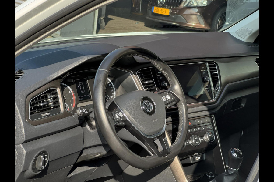 Volkswagen T-Roc 1.0 TSI Style - Airco I LED I PDC I Comfort pakket I Sport velgen I Dealer onderhouden