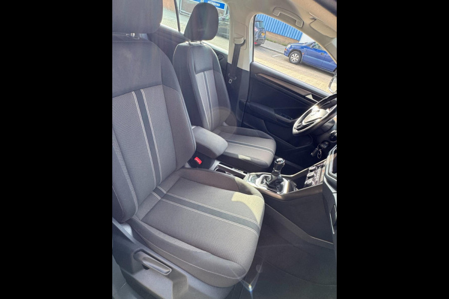 Volkswagen T-Roc 1.0 TSI Style - Airco I LED I PDC I Comfort pakket I Sport velgen I Dealer onderhouden