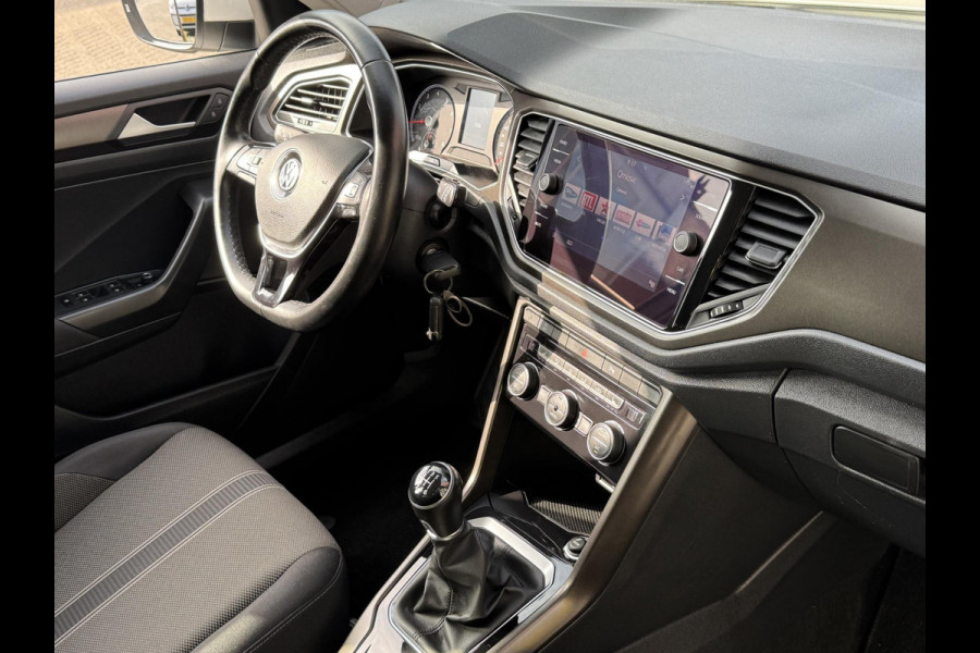 Volkswagen T-Roc 1.0 TSI Style - Airco I LED I PDC I Comfort pakket I Sport velgen I Dealer onderhouden