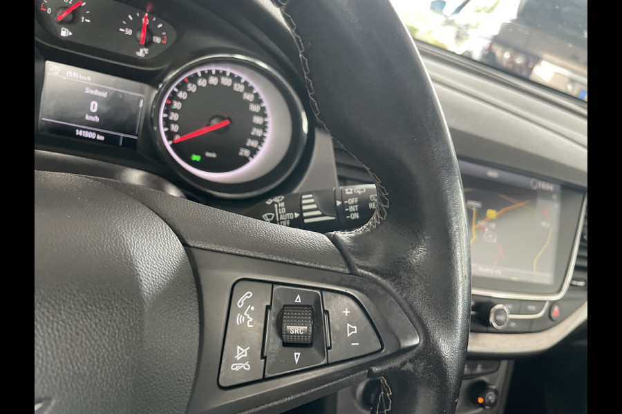 Opel Astra Sports Tourer 1.0 Turbo Online Edition Airco - Cruise control - Parkeersensoren achter - Licht metalen velgen 18 inch - Navigatie - Lederen stuurwiel