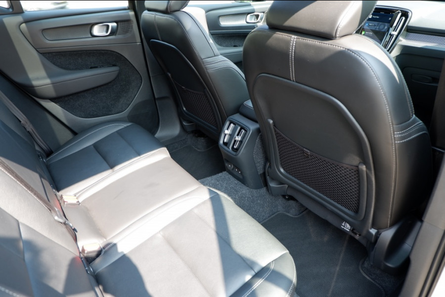 Volvo XC40 Recharge P8 AWD R-Des /Full Options/408PK/ INCL. BOVAG