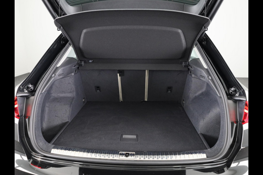 Audi Q3 40 TFSI quattro Advanced edition