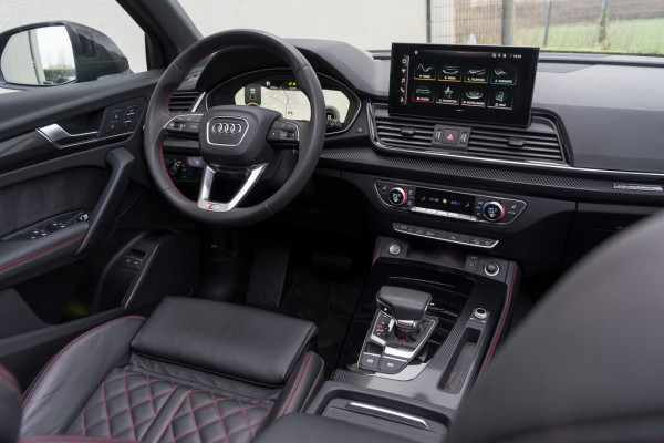 Audi Q5 50 TFSI e Competition Quattro / MTM Bodykit/ Luchtvering/ Trekhaak/ Panoramadak/ 220kW (300PK)