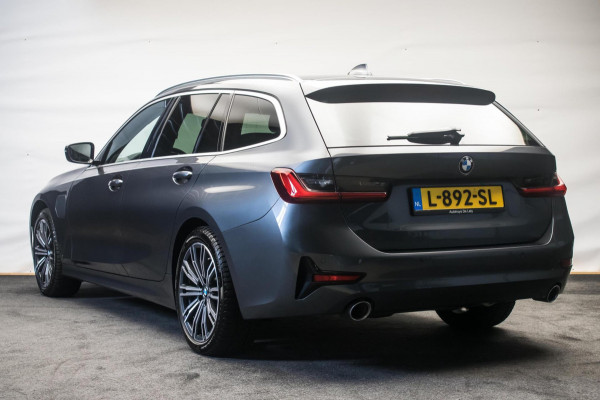 BMW 3 Serie Touring 320e Sportline ORG NL [ Laser Panoramadak Elektrische Trekhaak M Sport Velgen Stoelverwarming Leder Carplay ]