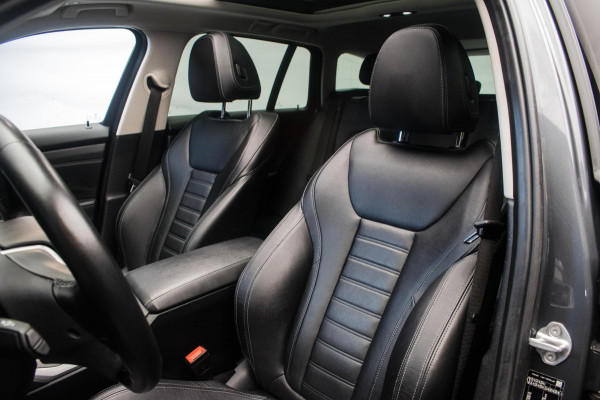 BMW 3 Serie Touring 320e Sportline ORG NL [ Laser Panoramadak Elektrische Trekhaak M Sport Velgen Stoelverwarming Leder Carplay ]