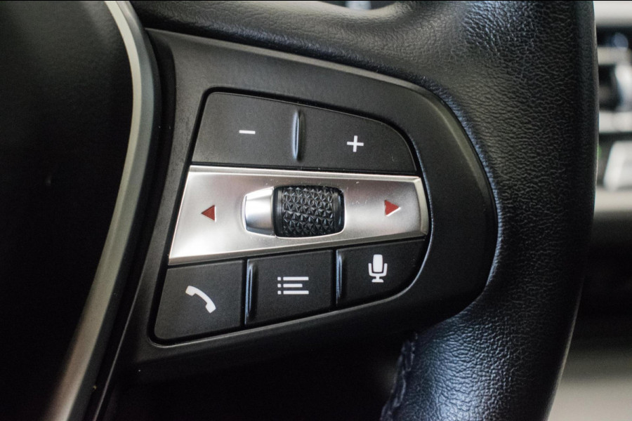 BMW 3 Serie Touring 320e Sportline ORG NL [ Laser Panoramadak Elektrische Trekhaak M Sport Velgen Stoelverwarming Leder Carplay ]