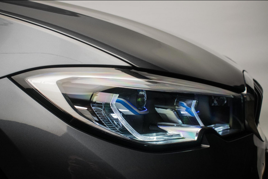 BMW 3 Serie Touring 320e Sportline ORG NL [ Laser Panoramadak Elektrische Trekhaak M Sport Velgen Stoelverwarming Leder Carplay ]
