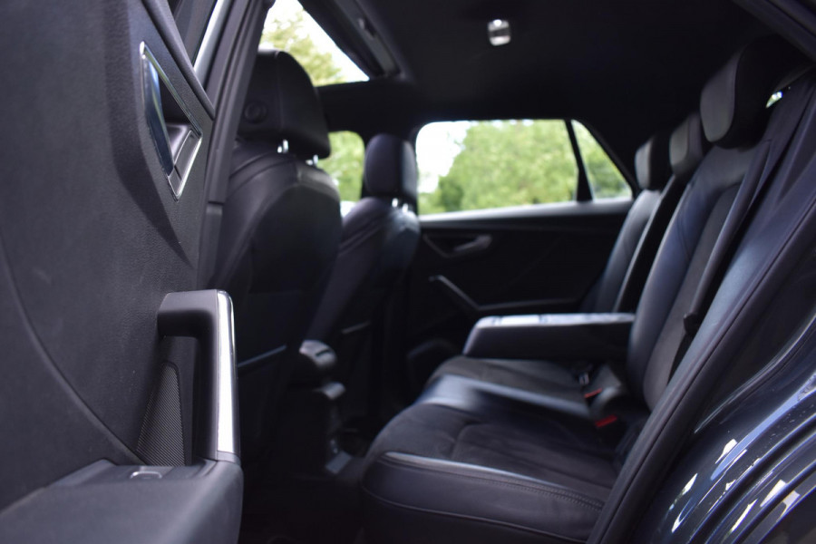 Audi Q2 2.0 TFSI quattro Sport Edition #1 Pano DashCAM B&O Camera Sfeer Virtual