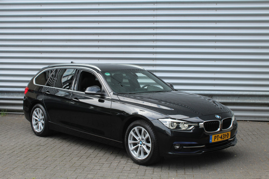 BMW 3 Serie Touring 320i 184pk High Executive Automaat NL-Auto NAP Clima Cruise Navi PDC El. Klep 18"LMV