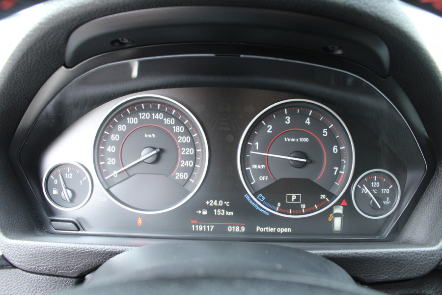 BMW 3 Serie Touring 320i 184pk High Executive Automaat NL-Auto NAP Clima Cruise Navi PDC El. Klep 18"LMV