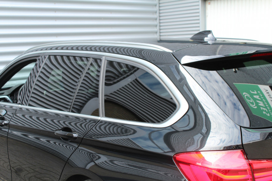 BMW 3 Serie Touring 320i 184pk High Executive Automaat NL-Auto NAP Clima Cruise Navi PDC El. Klep 18"LMV