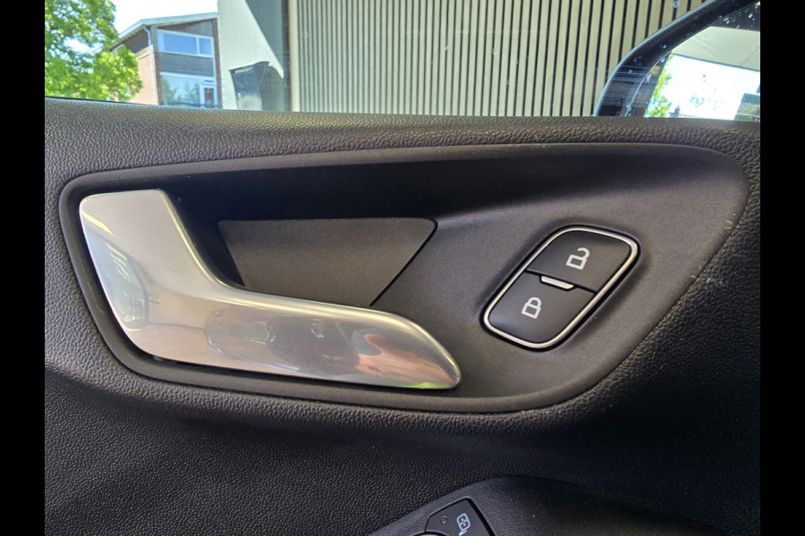 Ford Fiesta 1.0 EcoBoost Hybrid ST-Line 155PK! APPLE CARPLAY CARBON CRUISE CONTROL LANE ASSIST STUURVERW STOELVERW VOORRUITVERW