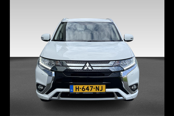 Mitsubishi Outlander 2.4 PHEV Pure | trekhaak