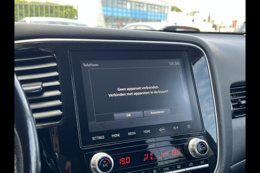Mitsubishi Outlander 2.4 PHEV Pure | trekhaak