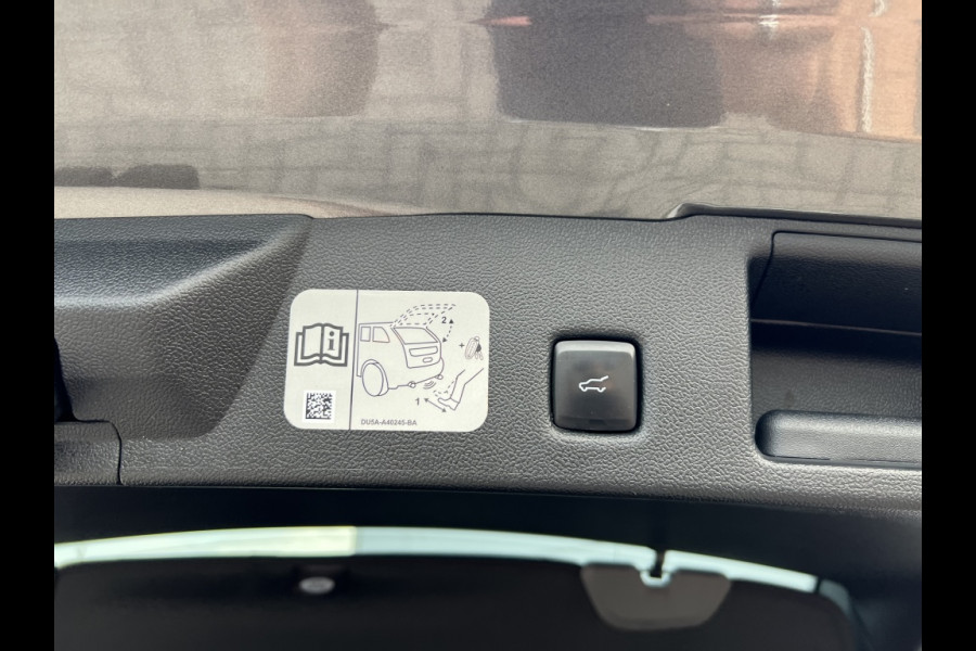 Ford Kuga 2.5 PHEV ST-Line X Driverpack / Techpack / Winterpack / Panodak!