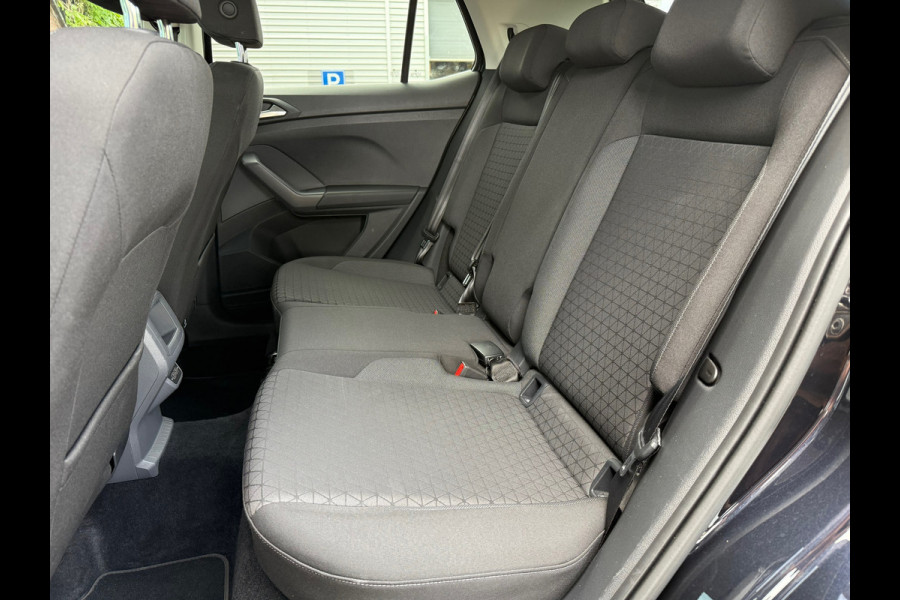 Volkswagen T-Cross 1.0 TSI Style Business R - Automaat- Navi - Trekhaak - Climate
