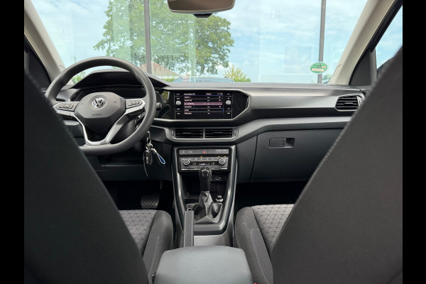 Volkswagen T-Cross 1.0 TSI Style Business R - Automaat- Navi - Trekhaak - Climate