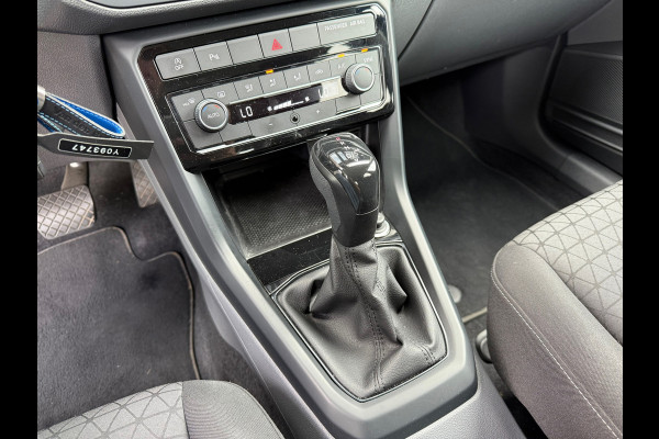 Volkswagen T-Cross 1.0 TSI Style Business R - Automaat- Navi - Trekhaak - Climate