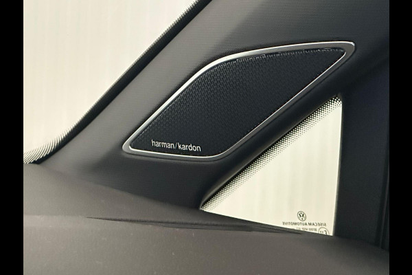 Volkswagen Golf 2.0 TSI GTI | FACELIFT | PANO | HUD | 360 CAMERA | IQ LIGHTS