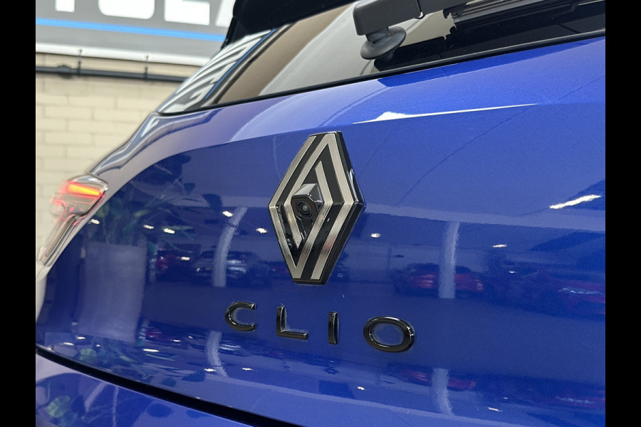 Renault Clio 1.0 TCe 90 Esprit Alpine | Groot Navi | ACC | Bose | 360 Camera | Dodehoek | 17" | 100% Dealer onderhouden!
