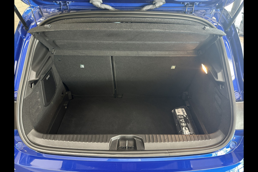 Renault Clio 1.0 TCe 90 Esprit Alpine | Groot Navi | ACC | Bose | 360 Camera | Dodehoek | 17" | 100% Dealer onderhouden!