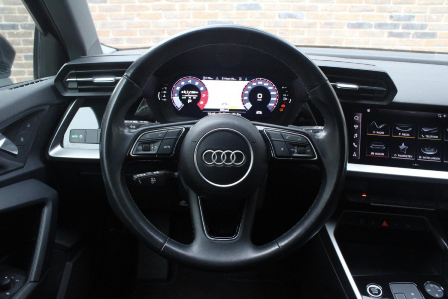 Audi A3 Sportback 35 TFSI Pro Line Park Assistent Lane assist