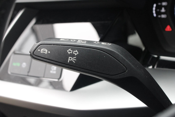 Audi A3 Sportback 35 TFSI Pro Line Park Assistent Lane assist