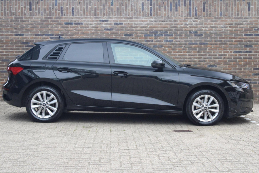 Audi A3 Sportback 35 TFSI Pro Line Park Assistent Lane assist