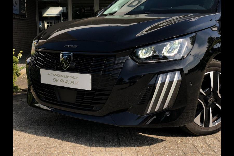 Peugeot 208 1.2 PureTech Allure | Half leder, Virt. Cockp., Navi, 360 Camera, ACC, Climate | Facelift model! |