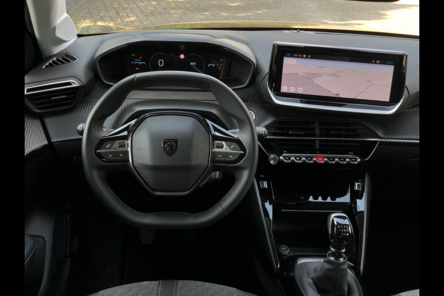 Peugeot 208 1.2 PureTech Allure | Half leder, Virt. Cockp., Navi, 360 Camera, ACC, Climate | Facelift model! |