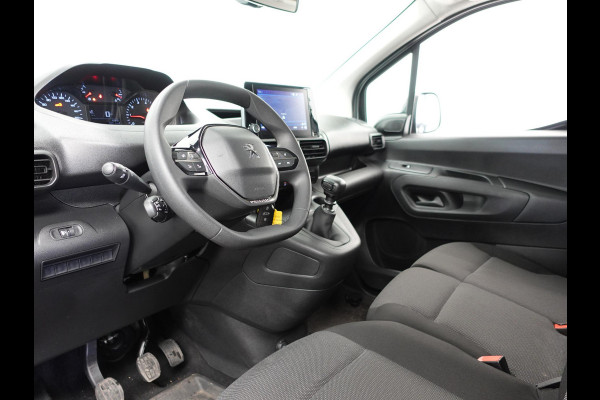Peugeot Partner 100pk L1 Navigatie Apple Carplay Trekhaak Parkeersensoren Camera  Cruise control