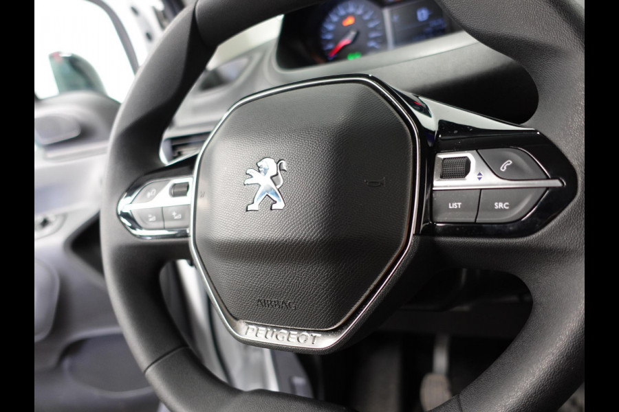 Peugeot Partner 100pk L1 Navigatie Apple Carplay Trekhaak Parkeersensoren Camera  Cruise control