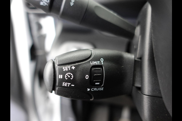Peugeot Partner 100pk L1 Navigatie Apple Carplay Trekhaak Parkeersensoren Camera  Cruise control