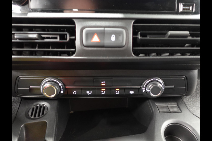 Peugeot Partner 100pk L1 Navigatie Apple Carplay Trekhaak Parkeersensoren Camera  Cruise control