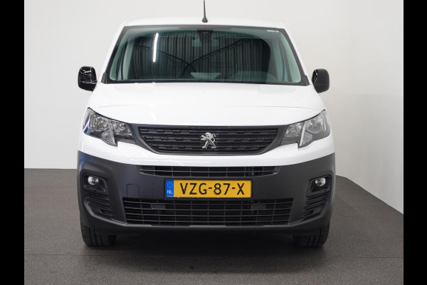 Peugeot Partner 100pk L1 Navigatie Apple Carplay Trekhaak Parkeersensoren Camera  Cruise control