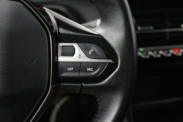 Peugeot 208 1.2 PureTech Blue Lease Active (PARKEERSENSOREN ACHTER, NAVIGATIE, BLUETOOTH, LANE-ASSIST, NL-AUTO)