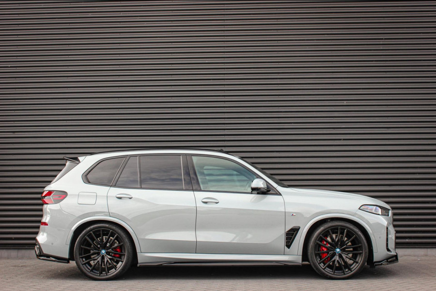 BMW X5 XDrive50e High Executive / HEAD- UP / PANO- DAK / 4- WHEEL STRURING / LUCHTVERING / DRIVING ASSISANT / SOFTCLOSE / M- SEATS