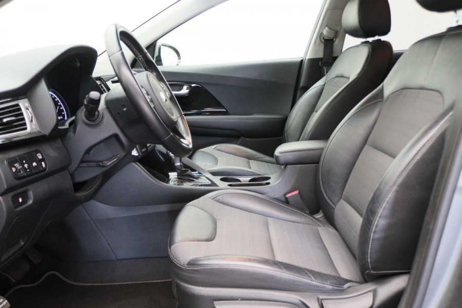 Kia Niro 1.6 GDi Hybrid DynamicLine Automaat Camera, Apple Carplay, LED, Rijstrooksensor, Climate, PDC