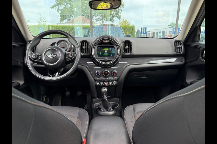 MINI Countryman 1.5 Cooper Pepper Business- Panoramadak - Navi - Parkeerhulp v+a - Climate