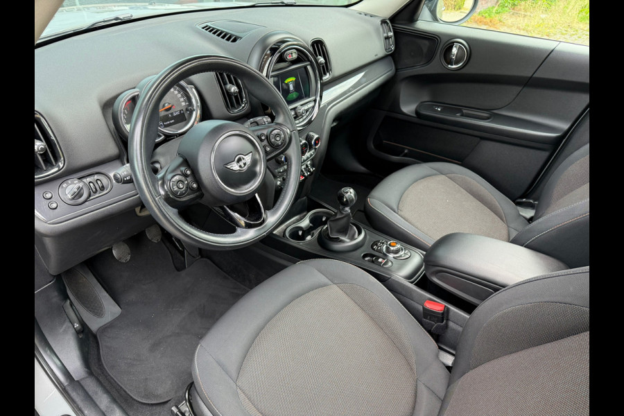 MINI Countryman 1.5 Cooper Pepper Business- Panoramadak - Navi - Parkeerhulp v+a - Climate