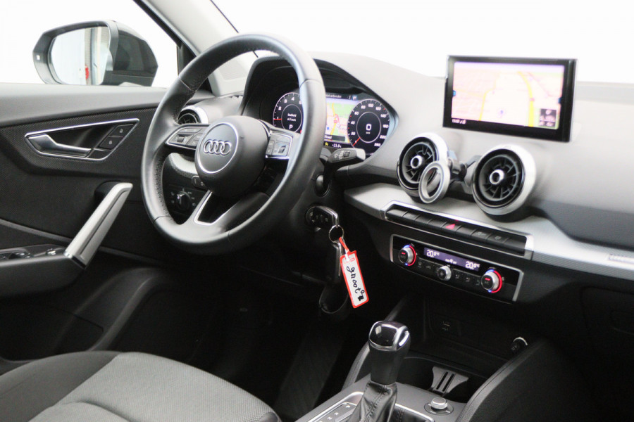 Audi Q2 35 TFSI Advanced edition Climate, ACC, Camera, Apple Carplay, Bluetooth, LED, DAB, PDC, 17''