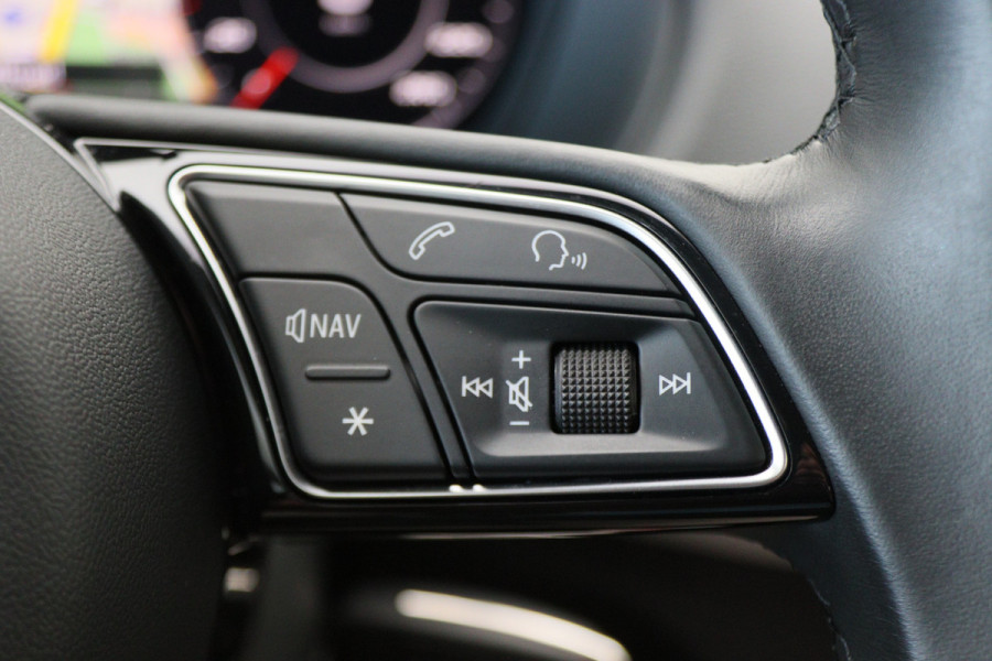 Audi Q2 35 TFSI Advanced edition Climate, ACC, Camera, Apple Carplay, Bluetooth, LED, DAB, PDC, 17''