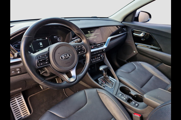 Kia Niro 1.6 GDi Hybrid ExecutiveLine | Trekhaak | Stoelventilatie | Camera | Leder | Key-Less | BSD | Pano |