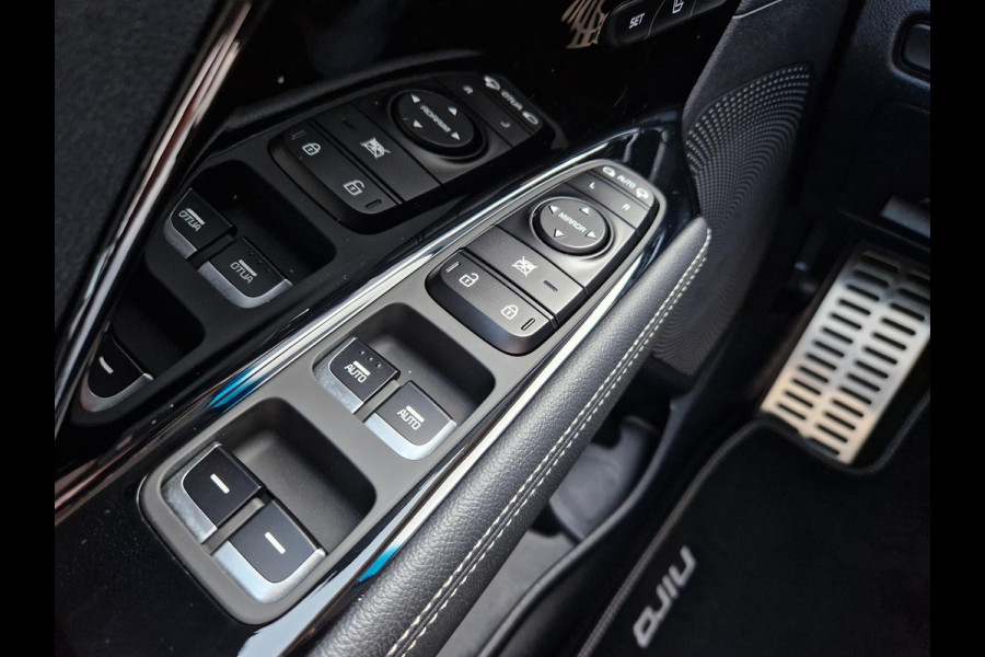 Kia Niro 1.6 GDi Hybrid ExecutiveLine | Trekhaak | Stoelventilatie | Camera | Leder | Key-Less | BSD | Pano |