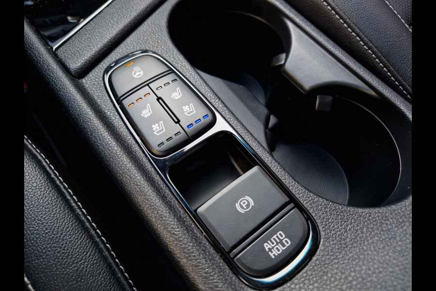 Kia Niro 1.6 GDi Hybrid ExecutiveLine | Trekhaak | Stoelventilatie | Camera | Leder | Key-Less | BSD | Pano |