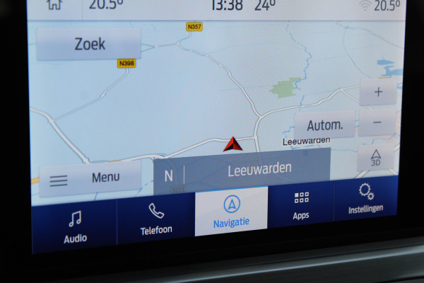 Ford FOCUS Wagon 1.0-125pk EcoBoost Titanium Business. Ruime, zeer geschikte gezinsauto ! Autm. airco dual, stoel-, stuur- en voorraamverw., LM wielen, trekhaak, metallic lak, navigatie, telefoonvoorb., cruise control etc