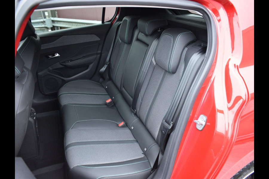Peugeot 308 1.6 Plug-in Hybrid 180 Allure TREKHAAK | NAVI & CARPLAY | CAMERA MET SENSOREN | E.C.C. |