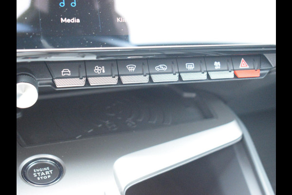 Peugeot 308 1.6 Plug-in Hybrid 180 Allure TREKHAAK | NAVI & CARPLAY | CAMERA MET SENSOREN | E.C.C. |