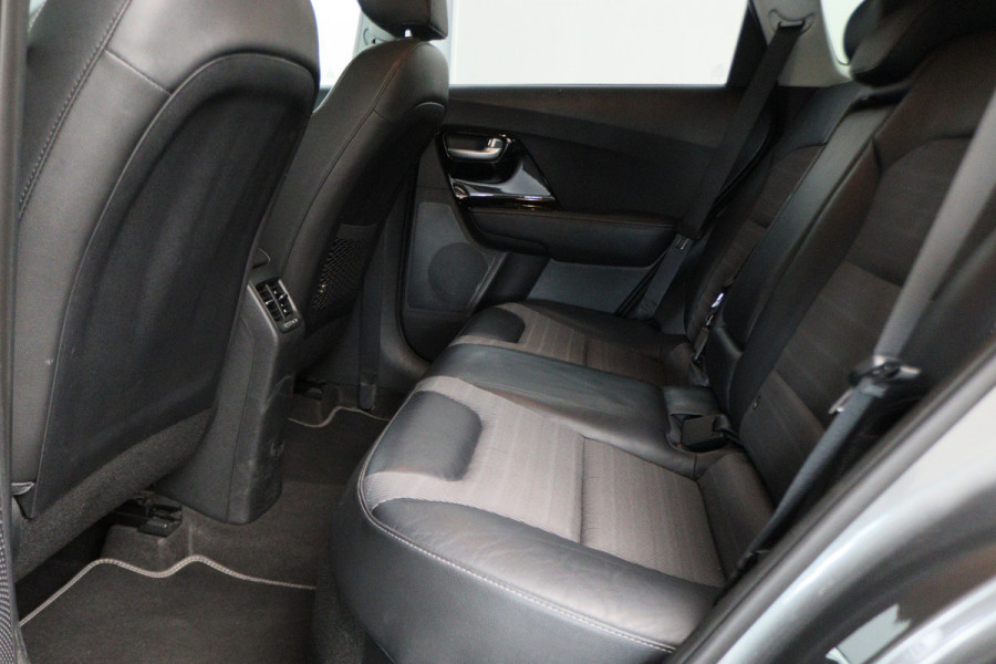 Kia Niro 1.6 GDi Hybrid DynamicLine Automaat Camera, Apple Carplay, LED, Rijstrooksensor, Climate, PDC