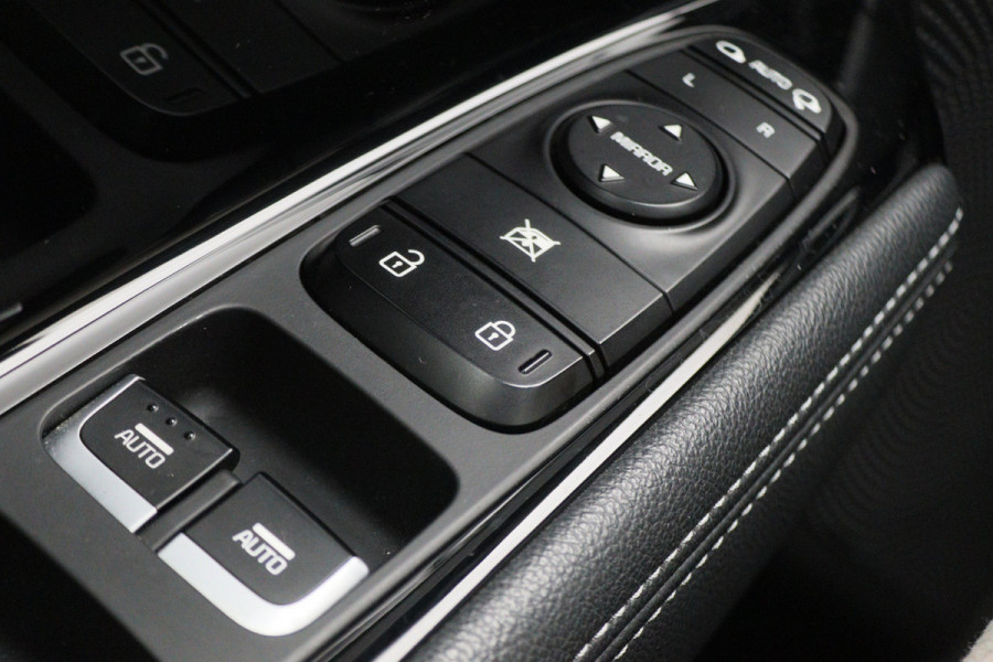Kia Niro 1.6 GDi Hybrid DynamicLine Automaat Camera, Apple Carplay, LED, Rijstrooksensor, Climate, PDC
